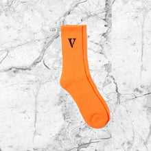 Load image into Gallery viewer, New men women socks Vlone socks letter long socks hip hop streetwear kanye west ins casual Crew harajuku Justin Bieber socks