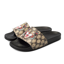 Load image into Gallery viewer, Men Summer Slippers Outdoor Slides Embrider Beach Sandals Flip Flop Slip On Fashion Slippers Flat Heel Casual Flat Slide Sandals
